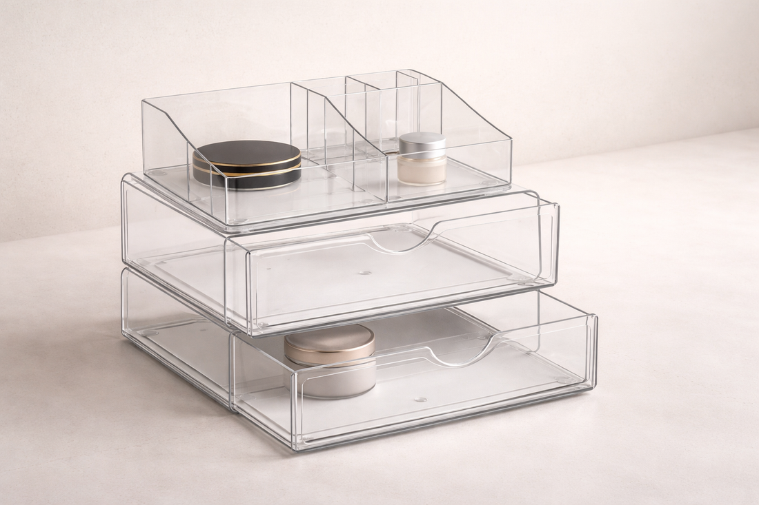 Makeup storage for visual clarity
