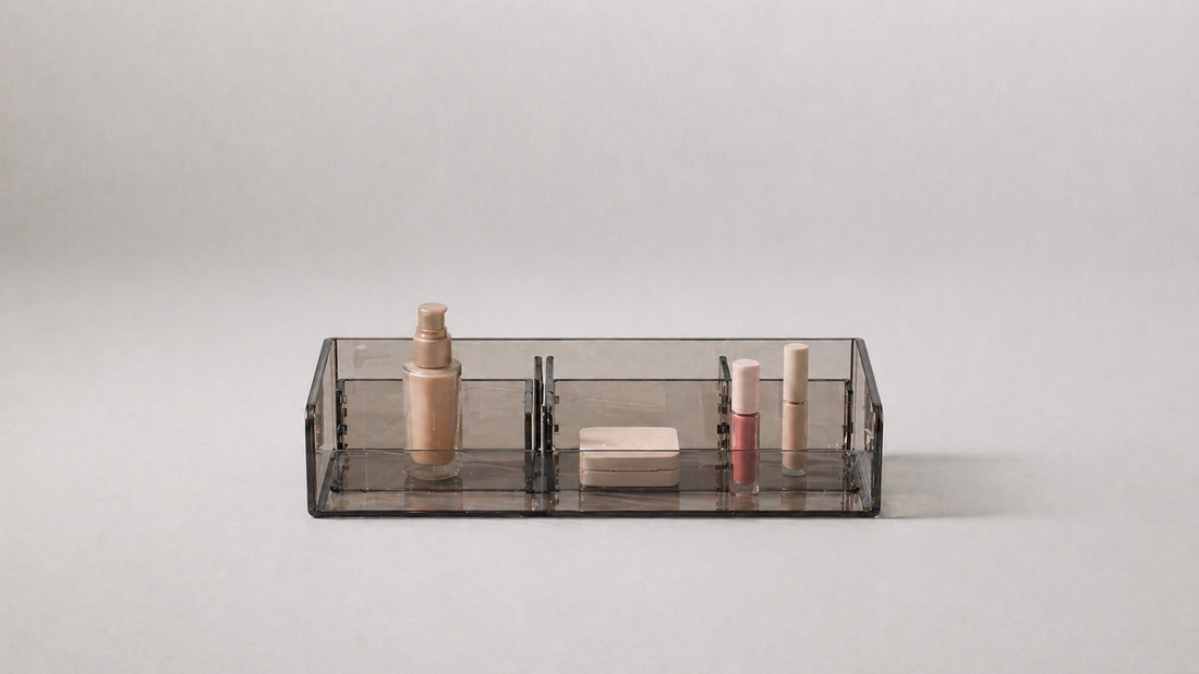 Adjustable makeup organizer with flexible compartments.