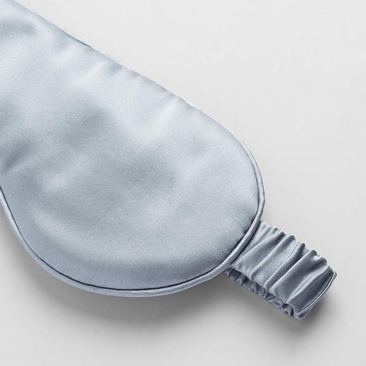 Silk Sleep Mask Light Blocking Luxury 19mm Silk Eye Mask 100% Mulberry Eye Cover Blindfold Ultra Soft Light and Comfy Anti Aging Skin Care with Travel Bag Gift Package