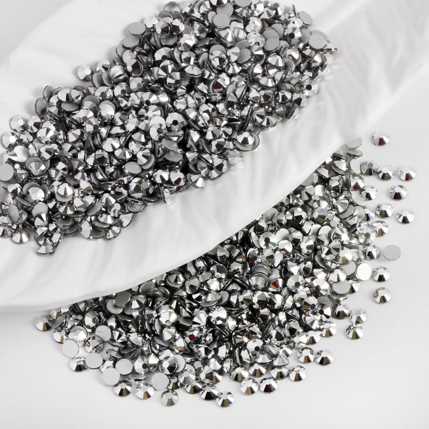 2000 PCS SS20 Flatback Rhinestones,12-Facet Diamond-Cut Glass Gems for Nail Art,Clothing,DIY Crafts,Glue-On Decoration Stones with Silver Backing,Silver Hematite